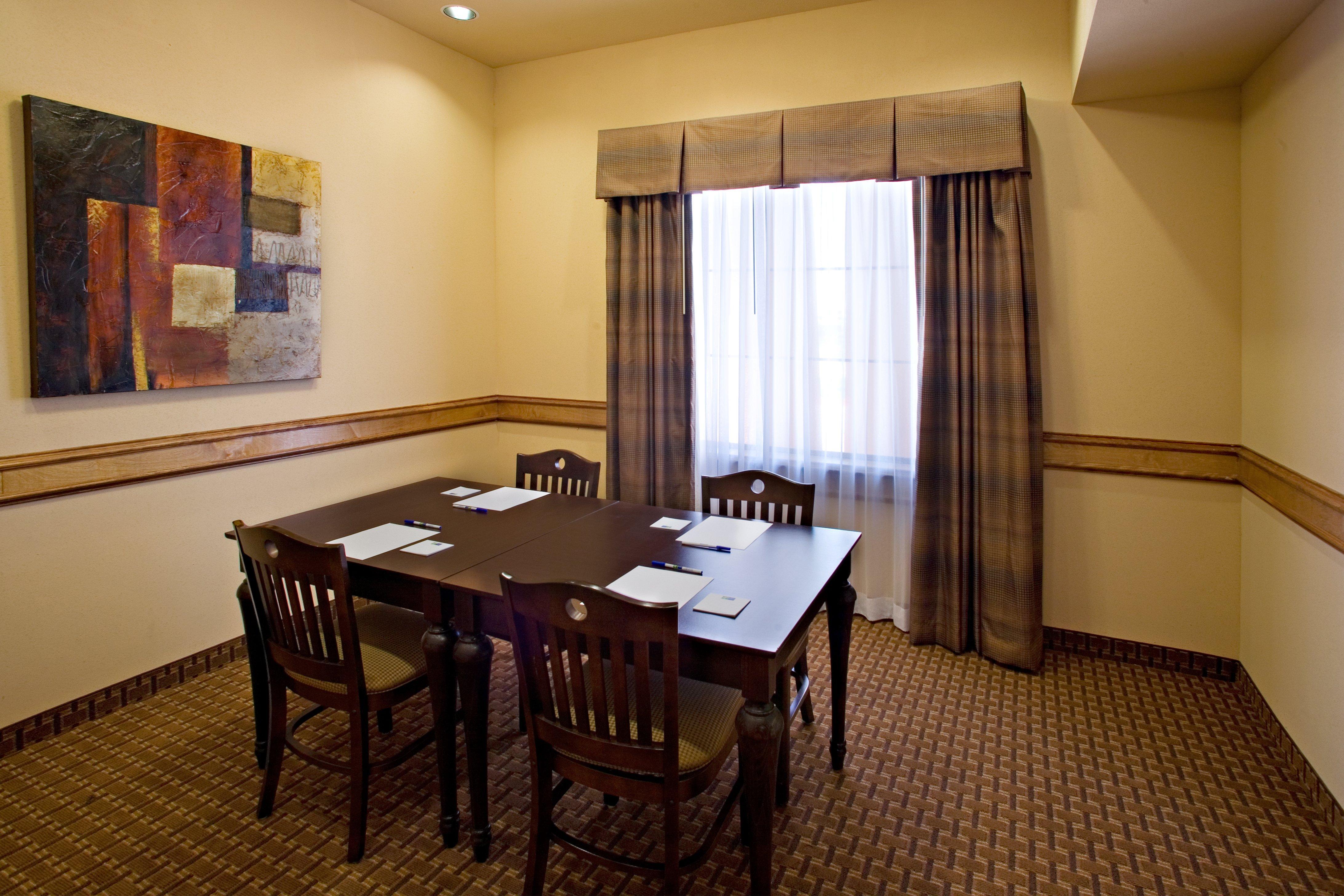 Holiday Inn Express Hotel And Suites Kingsville By Ihg Exterior photo