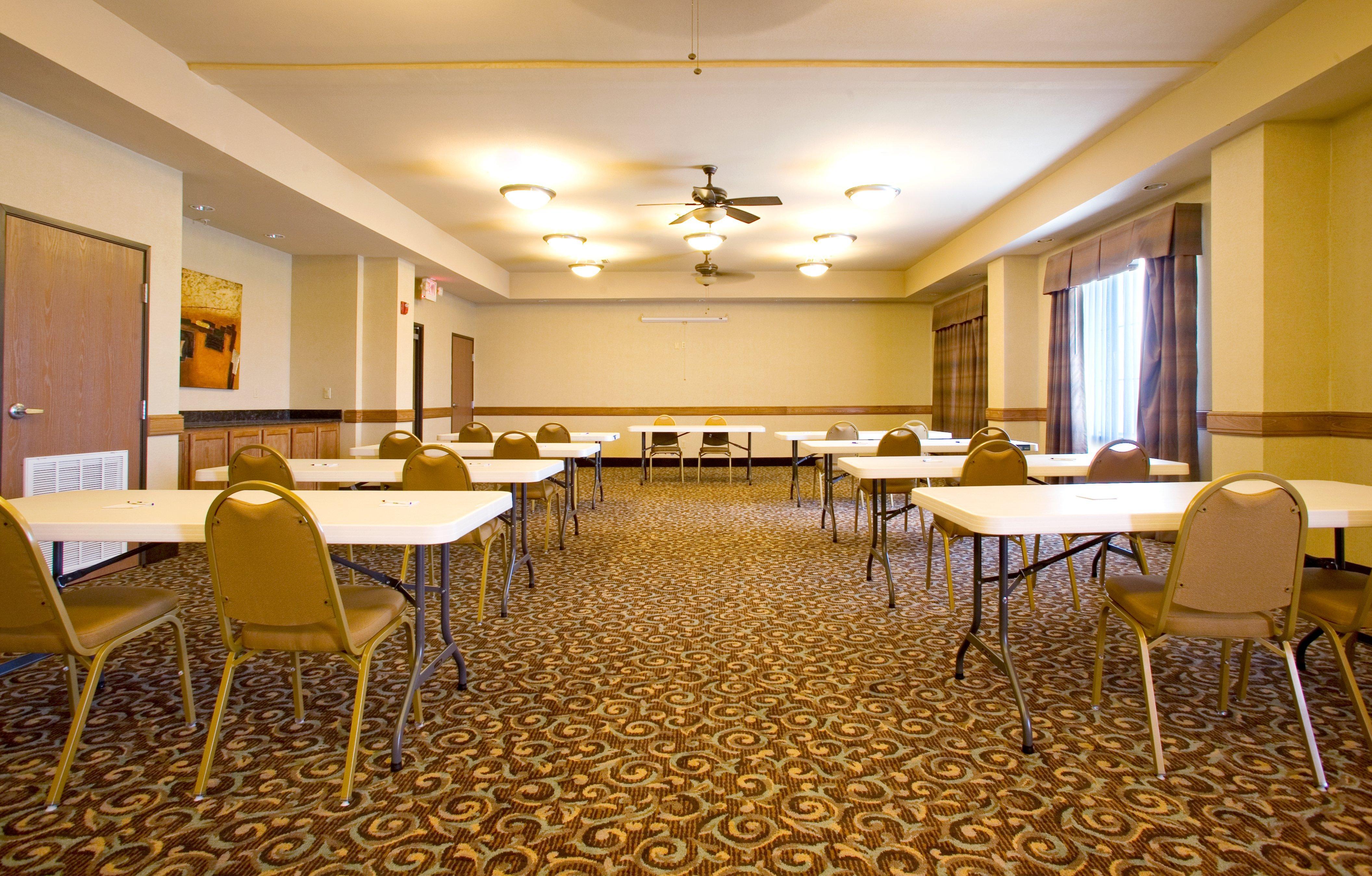 Holiday Inn Express Hotel And Suites Kingsville By Ihg Facilities photo